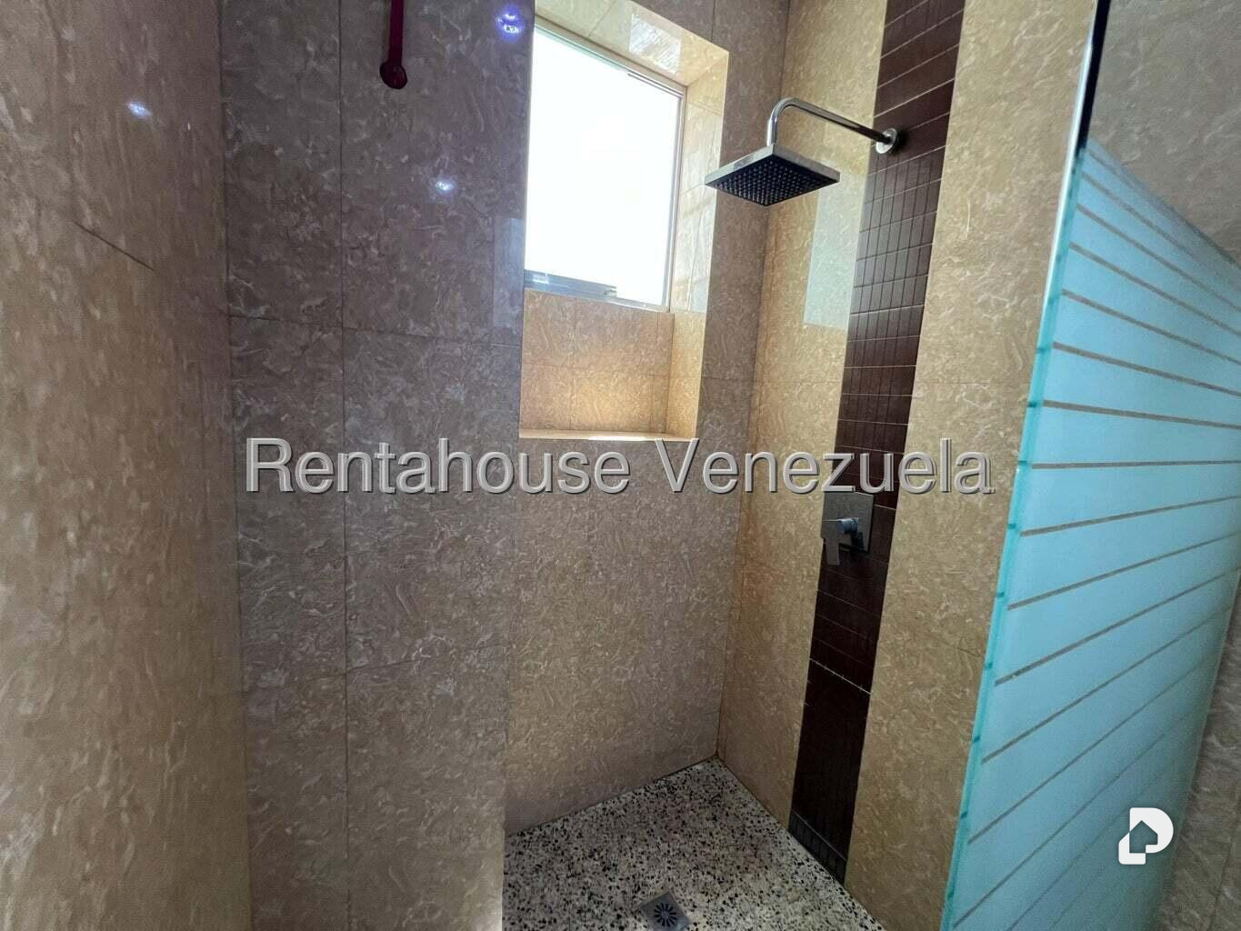 Apartamento en Parroquia Catedral, Caracas – 15