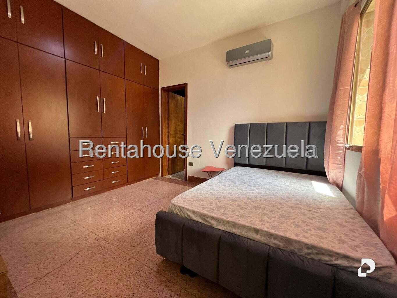 Apartamento en Parroquia Catedral, Caracas – 11