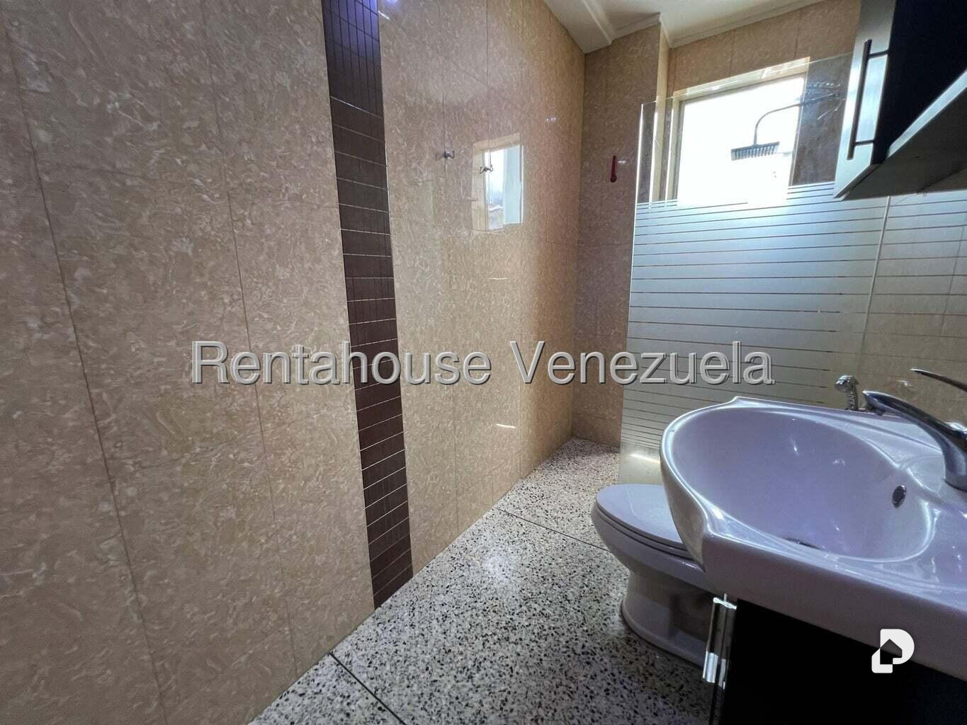 Apartamento en Parroquia Catedral, Caracas – 16