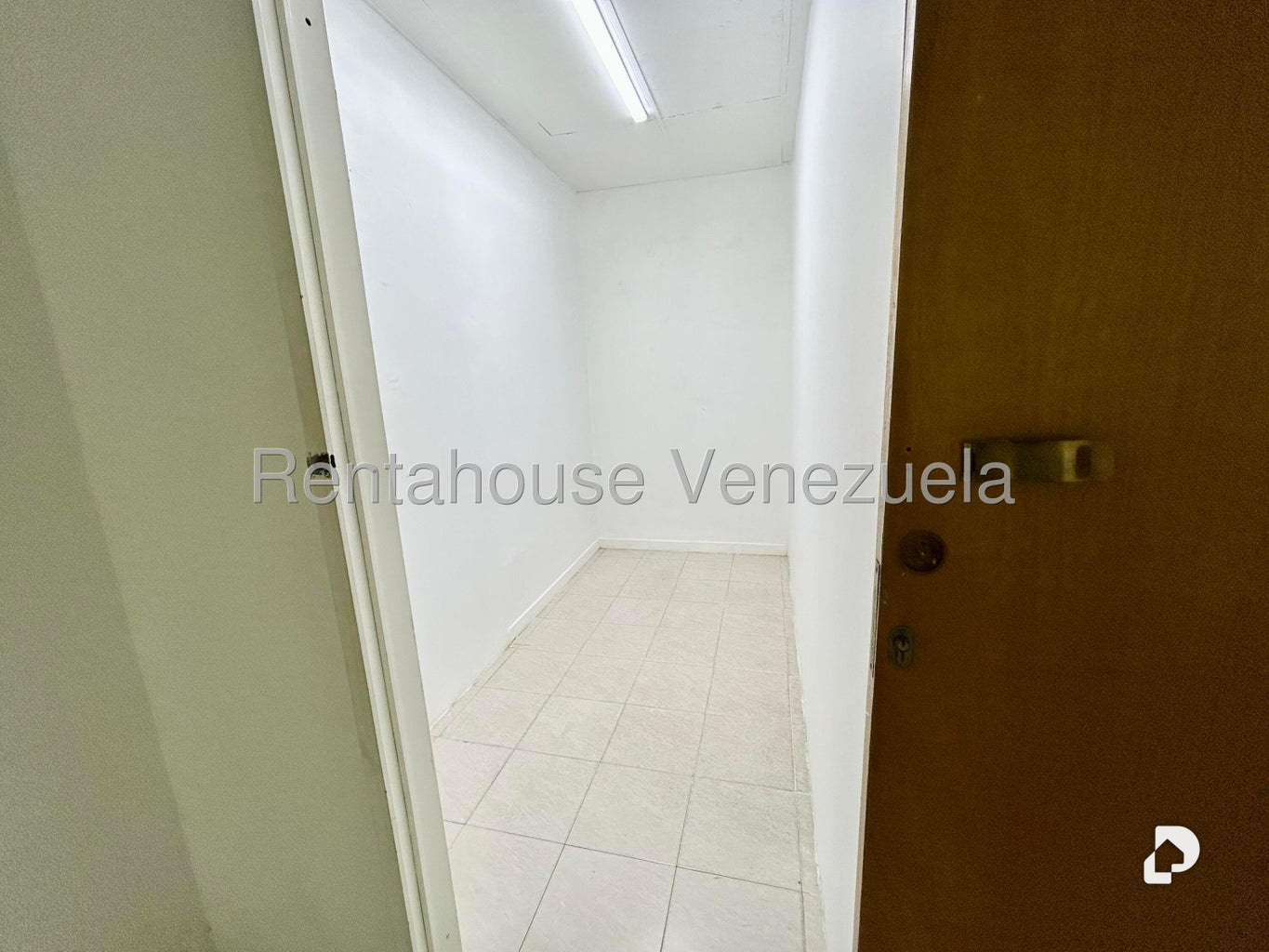 Oficina en Chacaito, Caracas – 13