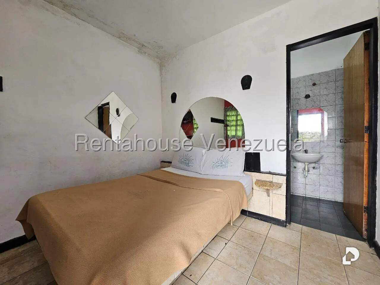 Local comercial en El Junquito, Caracas – 12