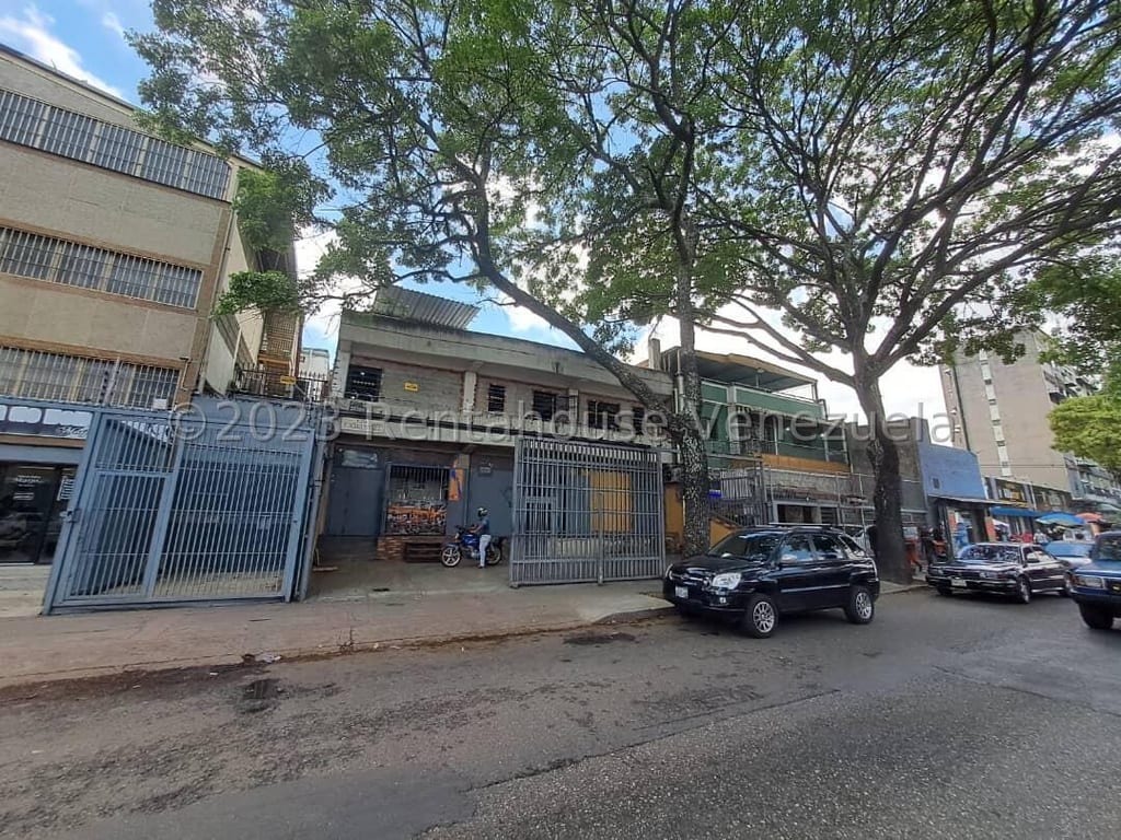 Edificio en Prado de María, Caracas