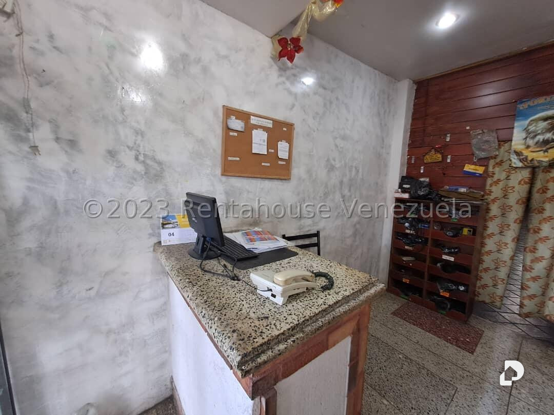 Edificio en Prado de María, Caracas – 21