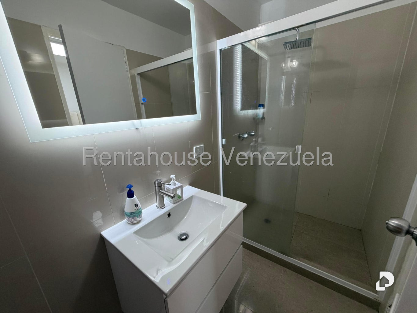 Apartamento en Colinas de La California, Caracas