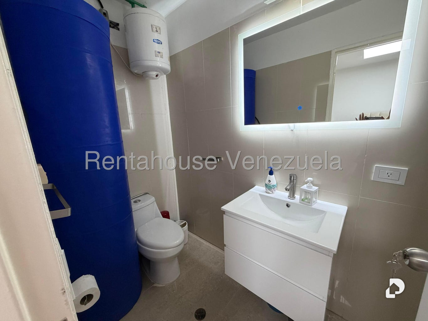 Apartamento en Colinas de La California, Caracas