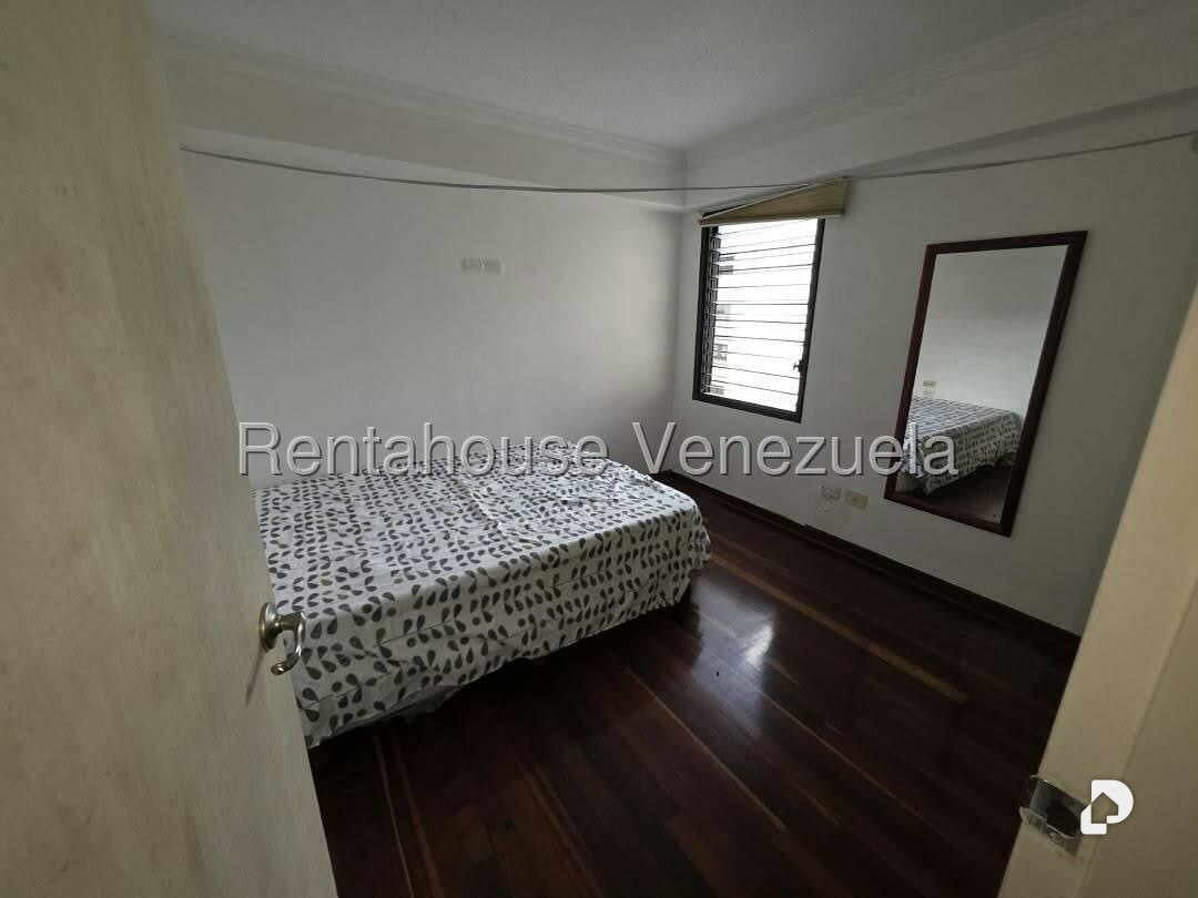 Apartamento en El Cigarral, Caracas – 17