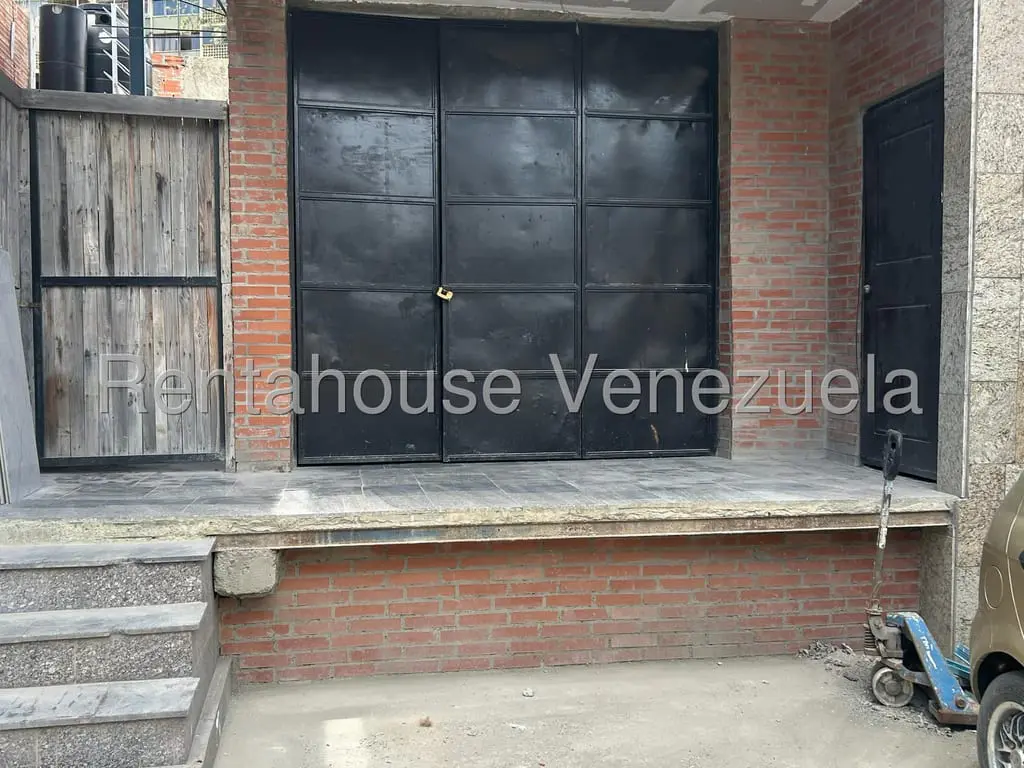 Local comercial en Baruta, Caracas - 1