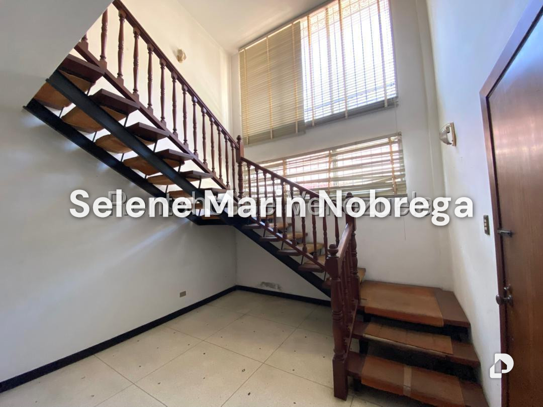 Casa en El Marqués, Caracas – 19