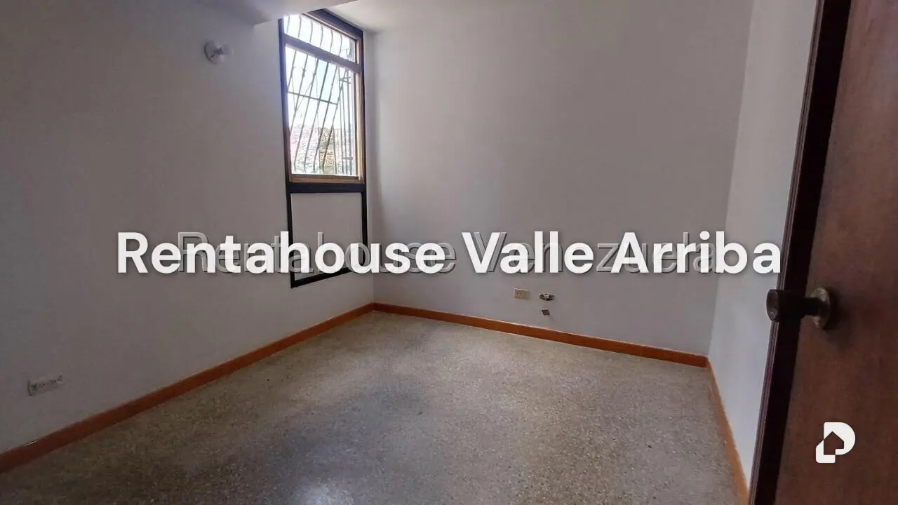 Apartamento en San Martín, Caracas – 11