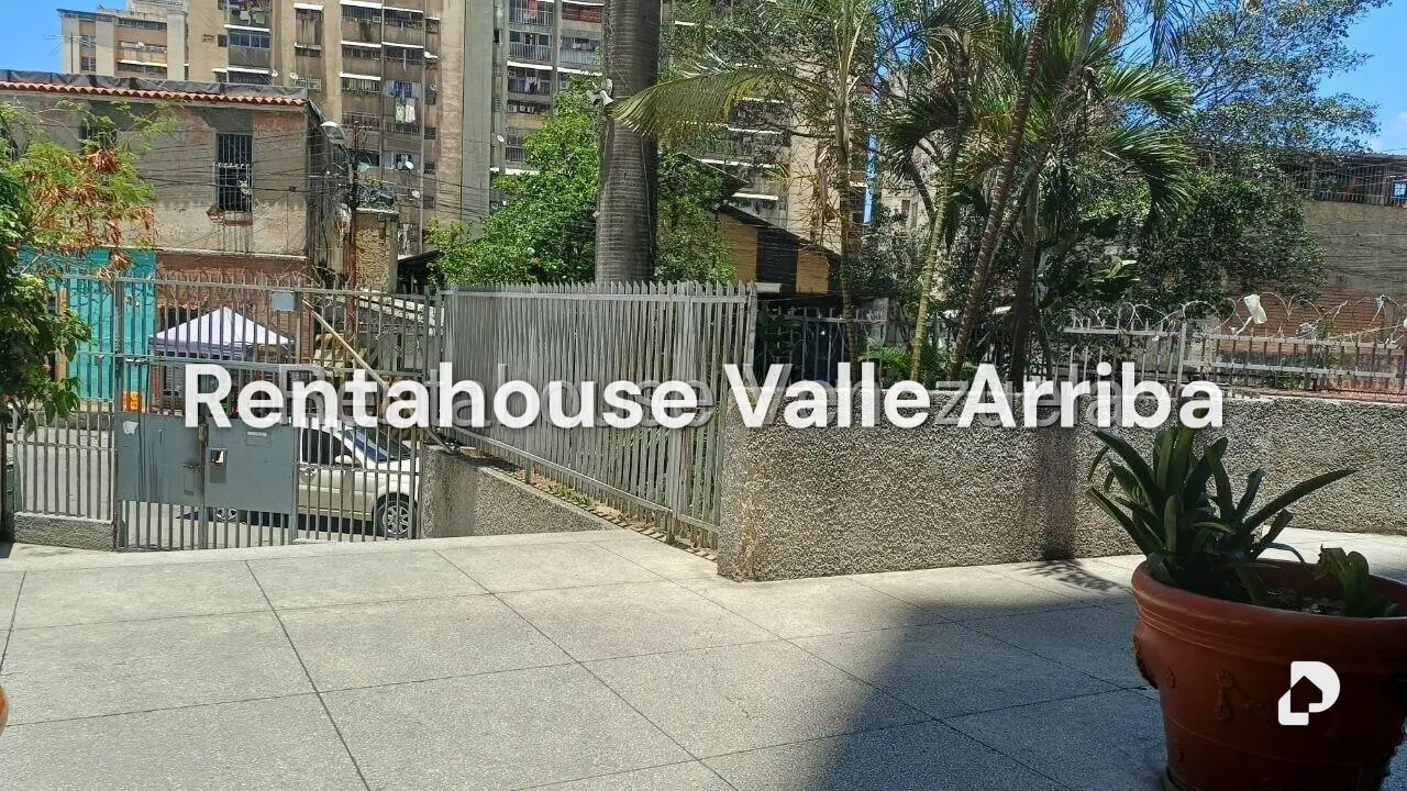 Apartamento en San Martín, Caracas – 18