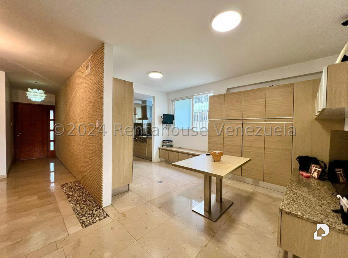 Casa en Colinas de Bello Monte, Caracas – 11