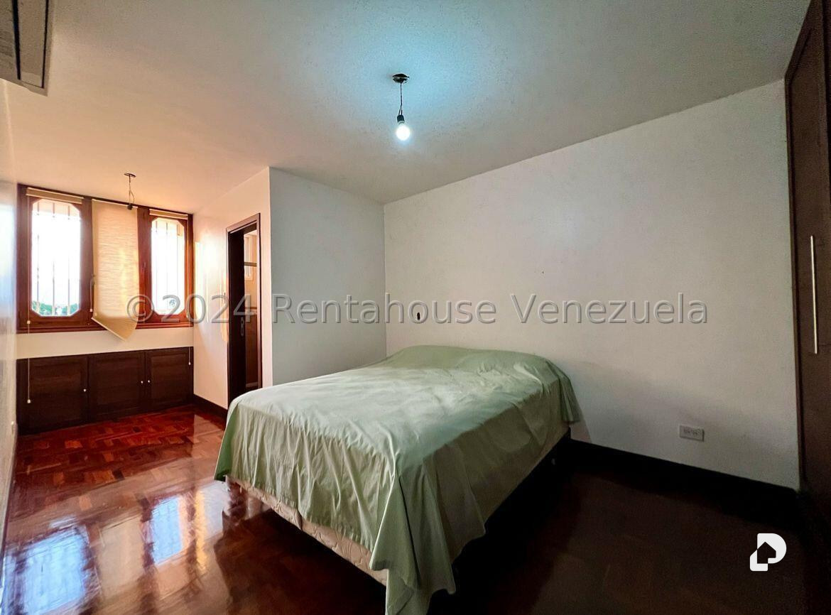 Casa en Colinas de Bello Monte, Caracas – 27