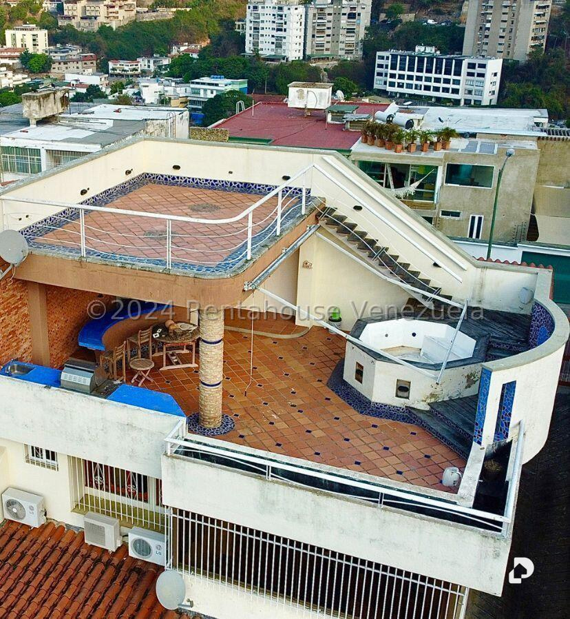 Casa en Colinas de Bello Monte, Caracas – 33