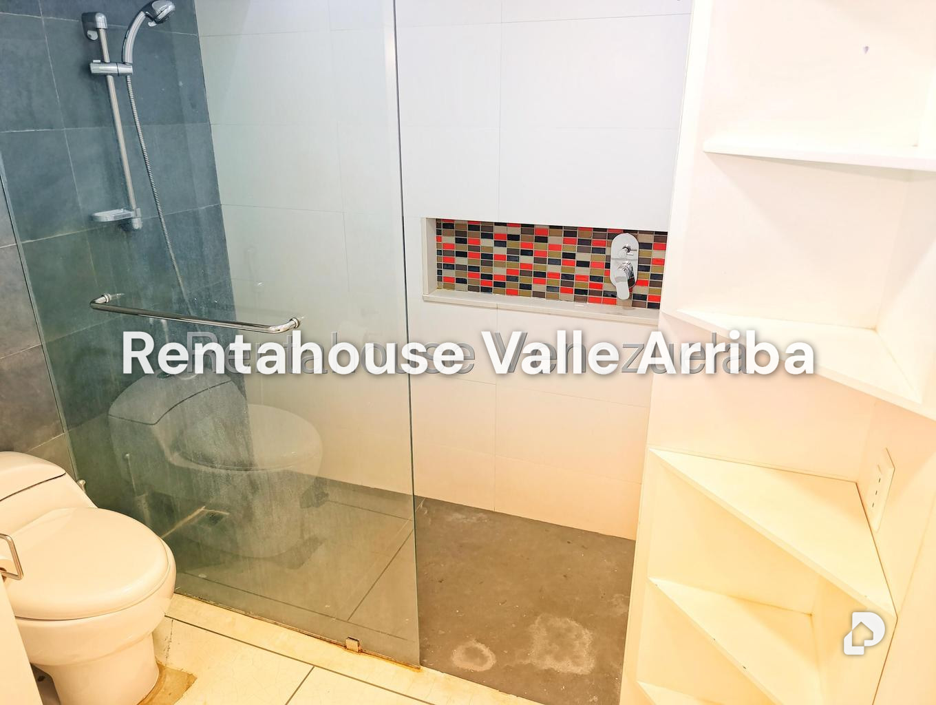 Apartamento en Los Palos Grandes, Caracas – 17