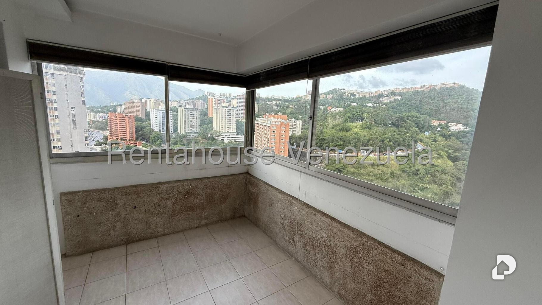 Apartamento en Santa Fe Sur, Caracas – 19