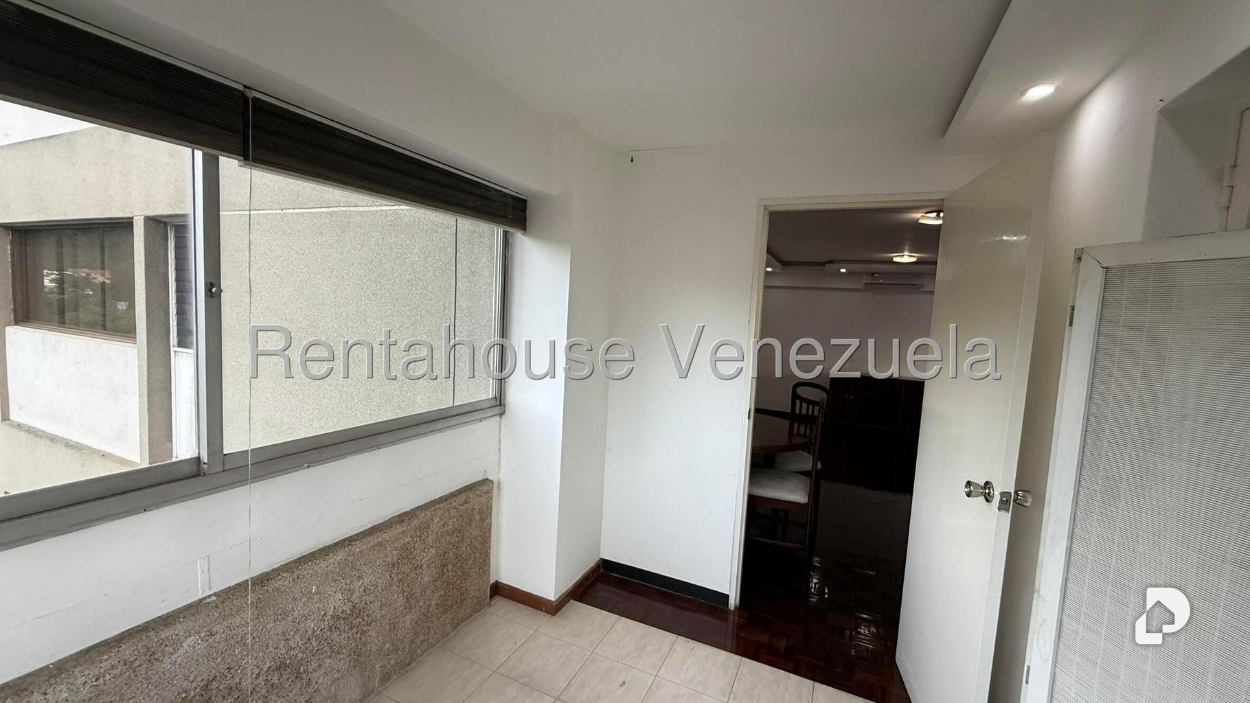 Apartamento en Santa Fe Sur, Caracas – 18