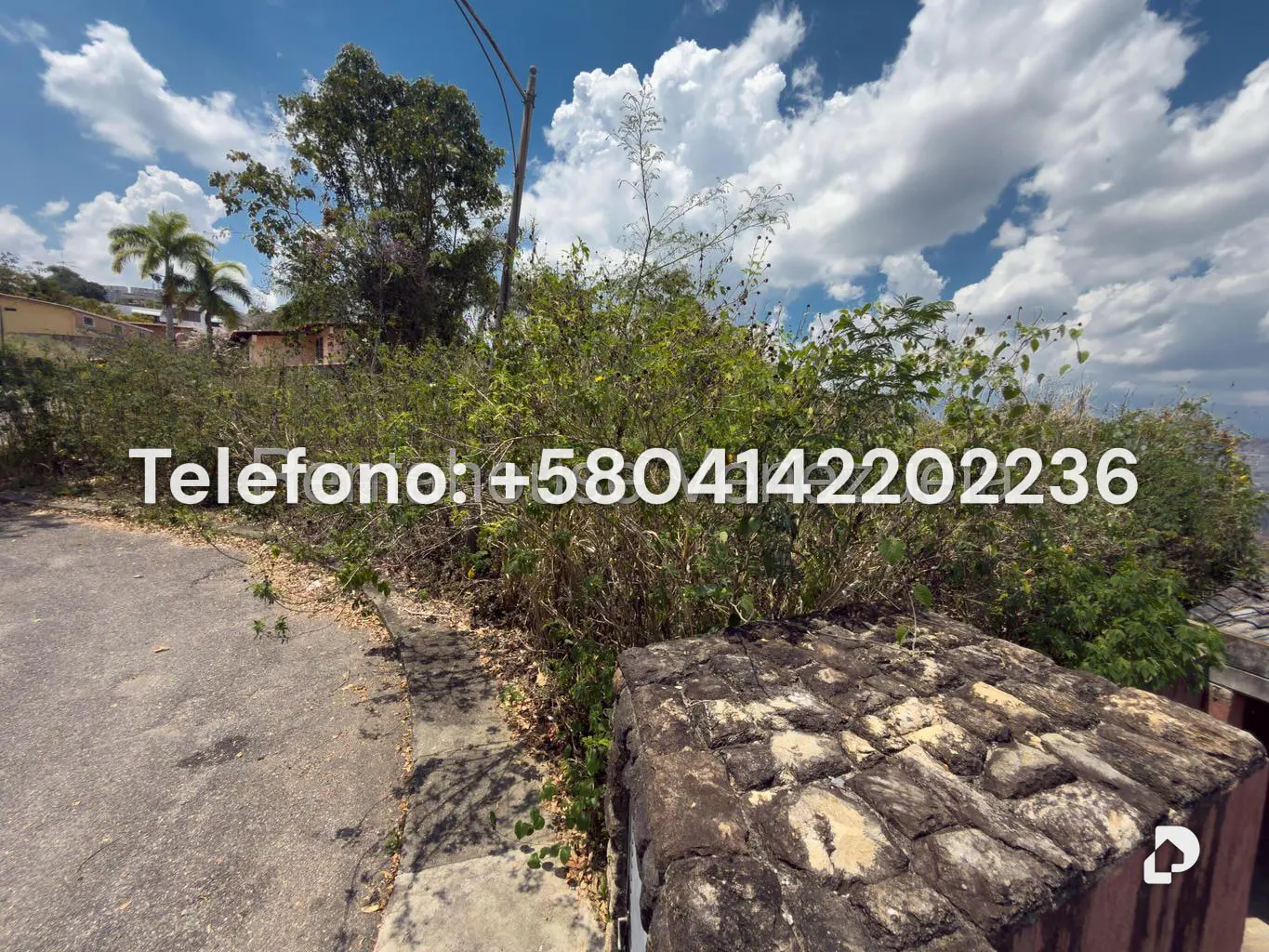 Land in La Lagunita Country Club, Caracas – 12