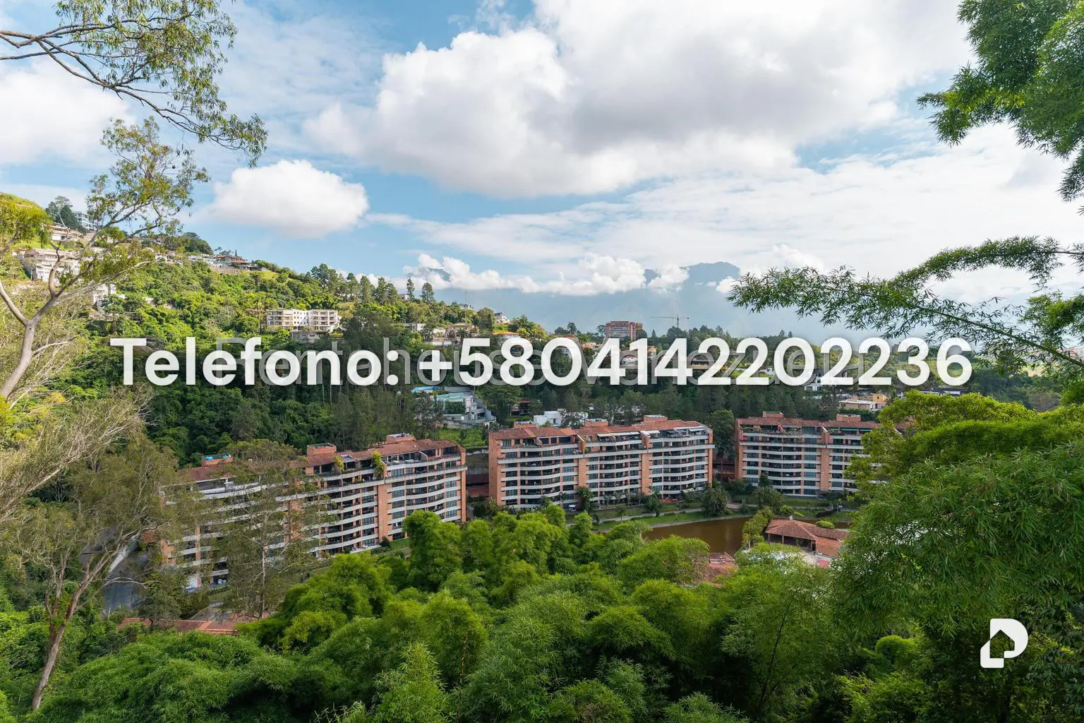 House in La Lagunita Country Club, Caracas – 18