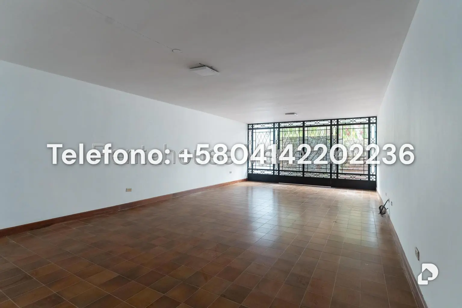 House in La Lagunita Country Club, Caracas – 23