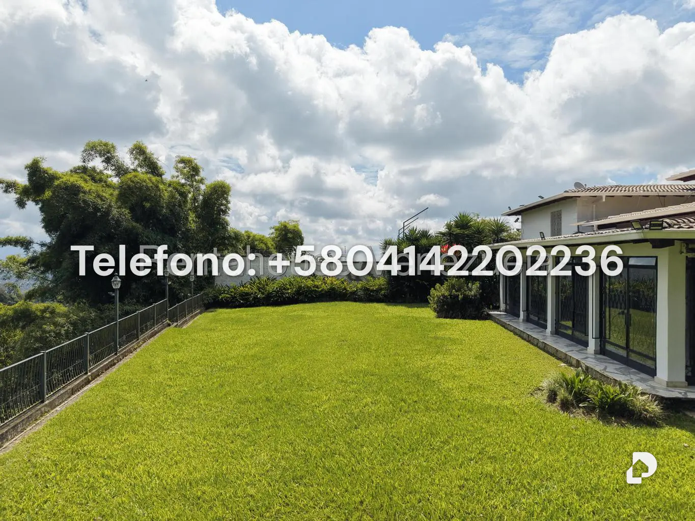 House in La Lagunita Country Club, Caracas – 12