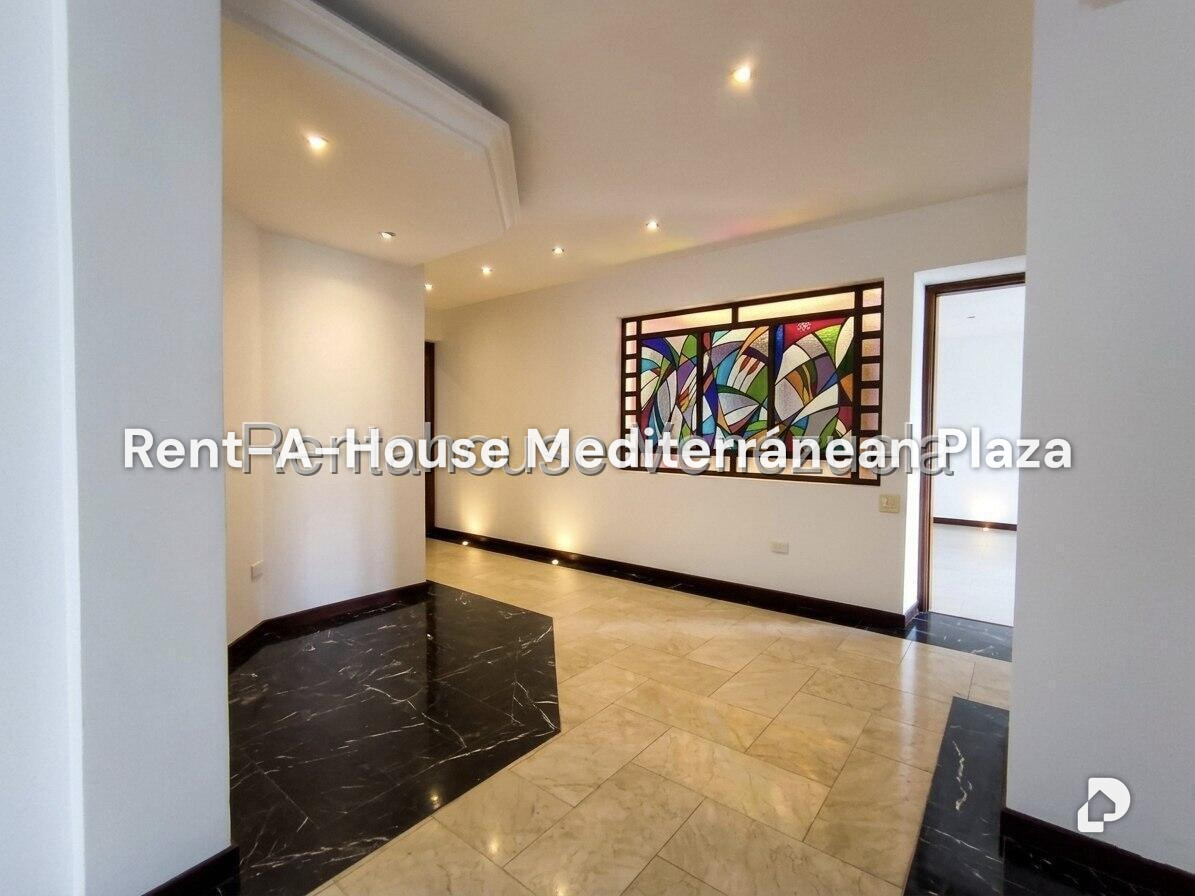 Apartment in Las Chimeneas, Valencia – 2