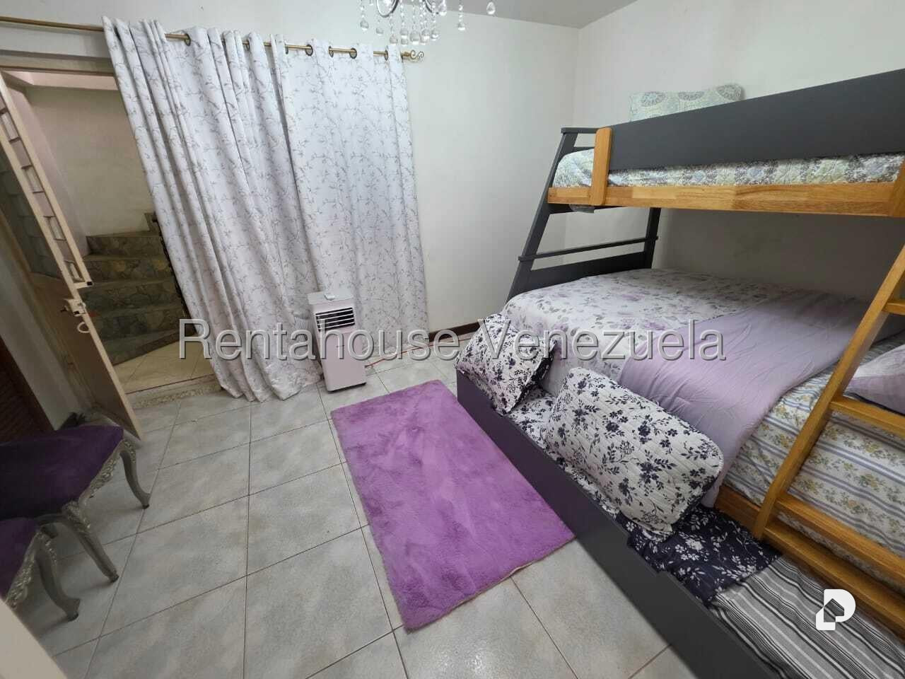 Casa en La California Sur, Caracas – 16
