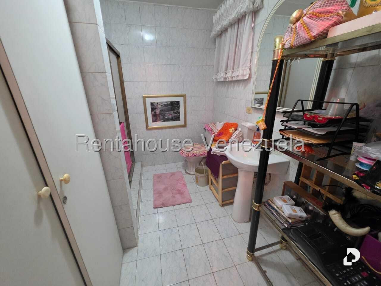 Casa en La California Sur, Caracas – 15