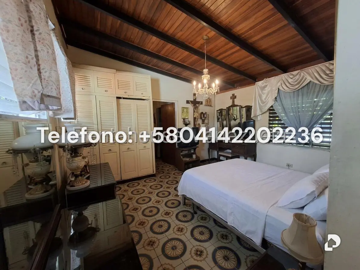 Casa en Prados del Este, Caracas – 12