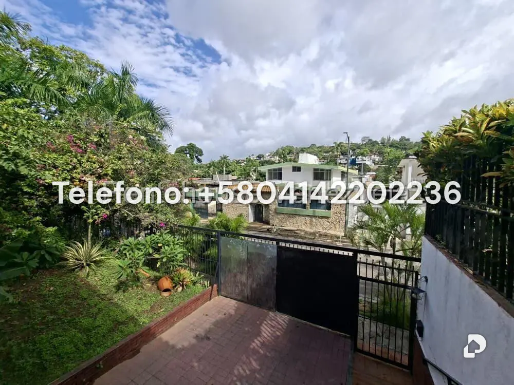 Casa en Prados del Este, Caracas – 36