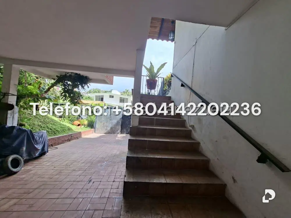 Casa en Prados del Este, Caracas – 33