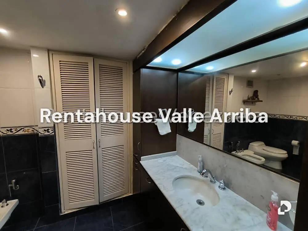 Apartamento en Altamira, Caracas – 18