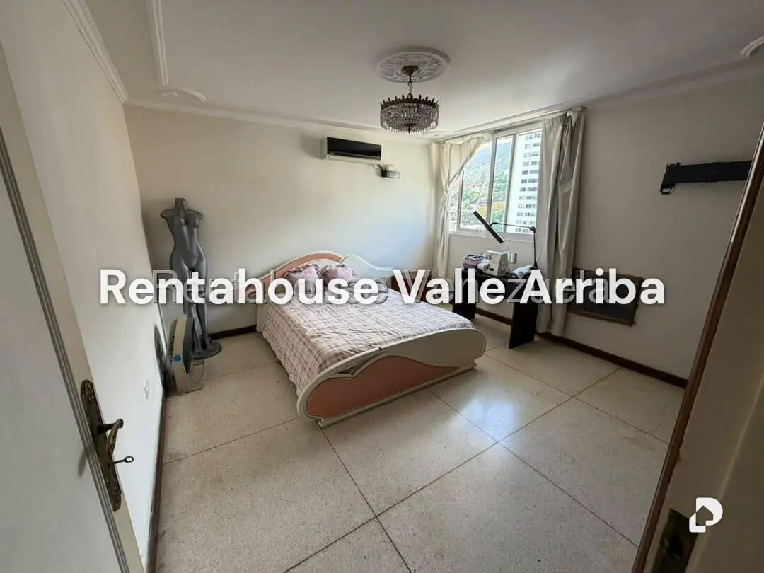 Apartamento en La Florida, Caracas – 27