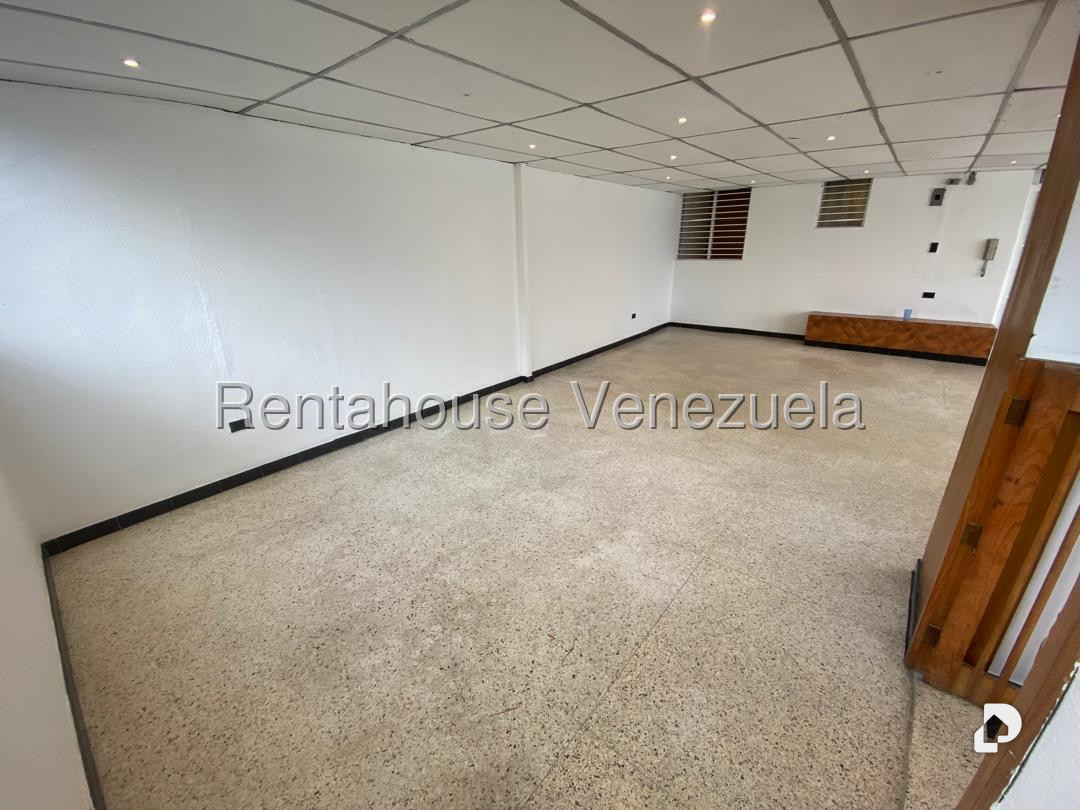 Apartamento en La Urbina, Caracas – 18