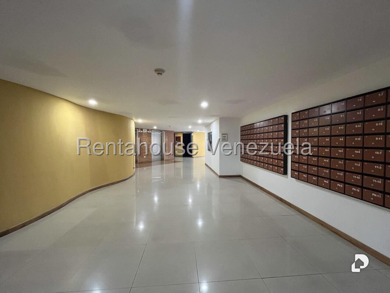 Apartamento en Santa Mónica, Caracas – 3