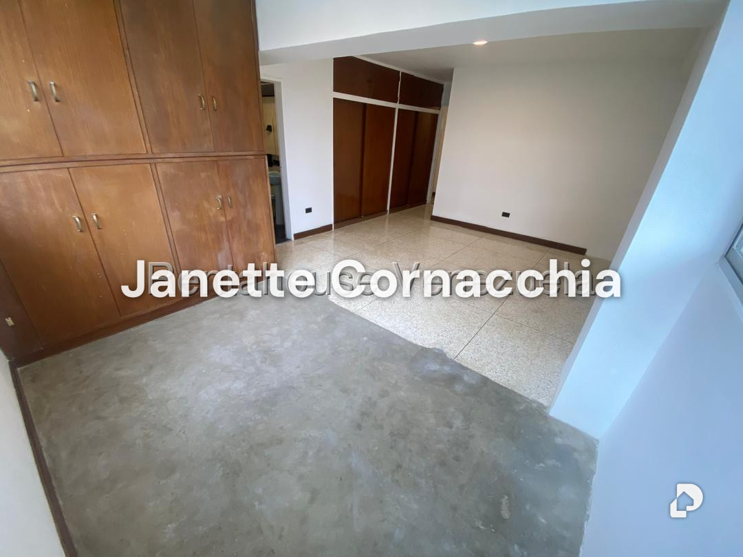 Apartamento en La Urbina, Caracas – 13