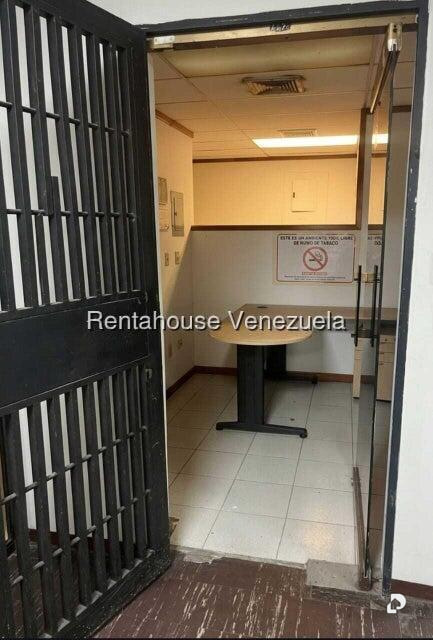 Oficina en Prados del Este, Caracas – 3