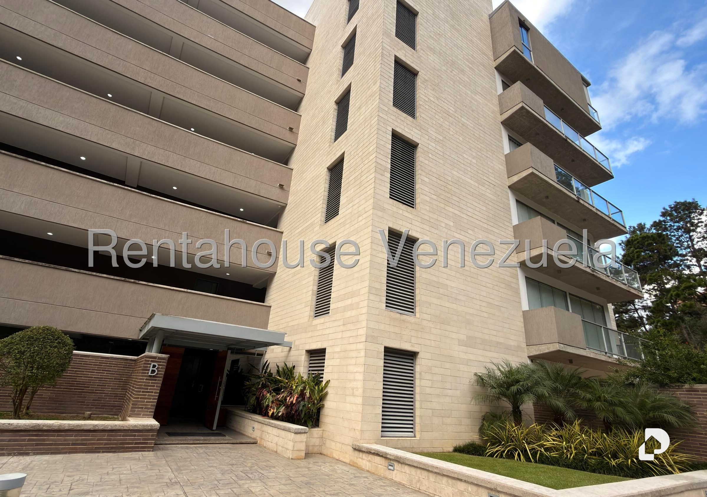 Apartamento en La Boyera, Caracas – 1