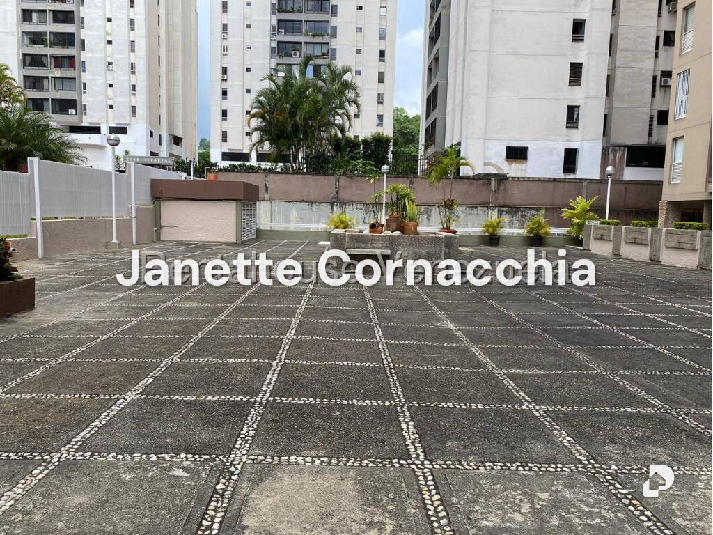 Apartamento en El Cigarral, Caracas – 2