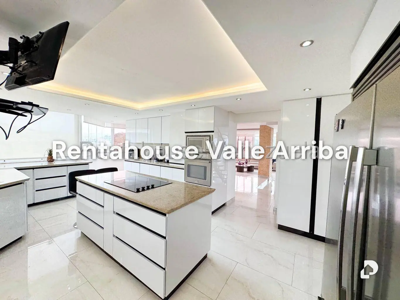 Apartamento en Las Mesetas de Santa Rosa de Lima, Caracas – 29