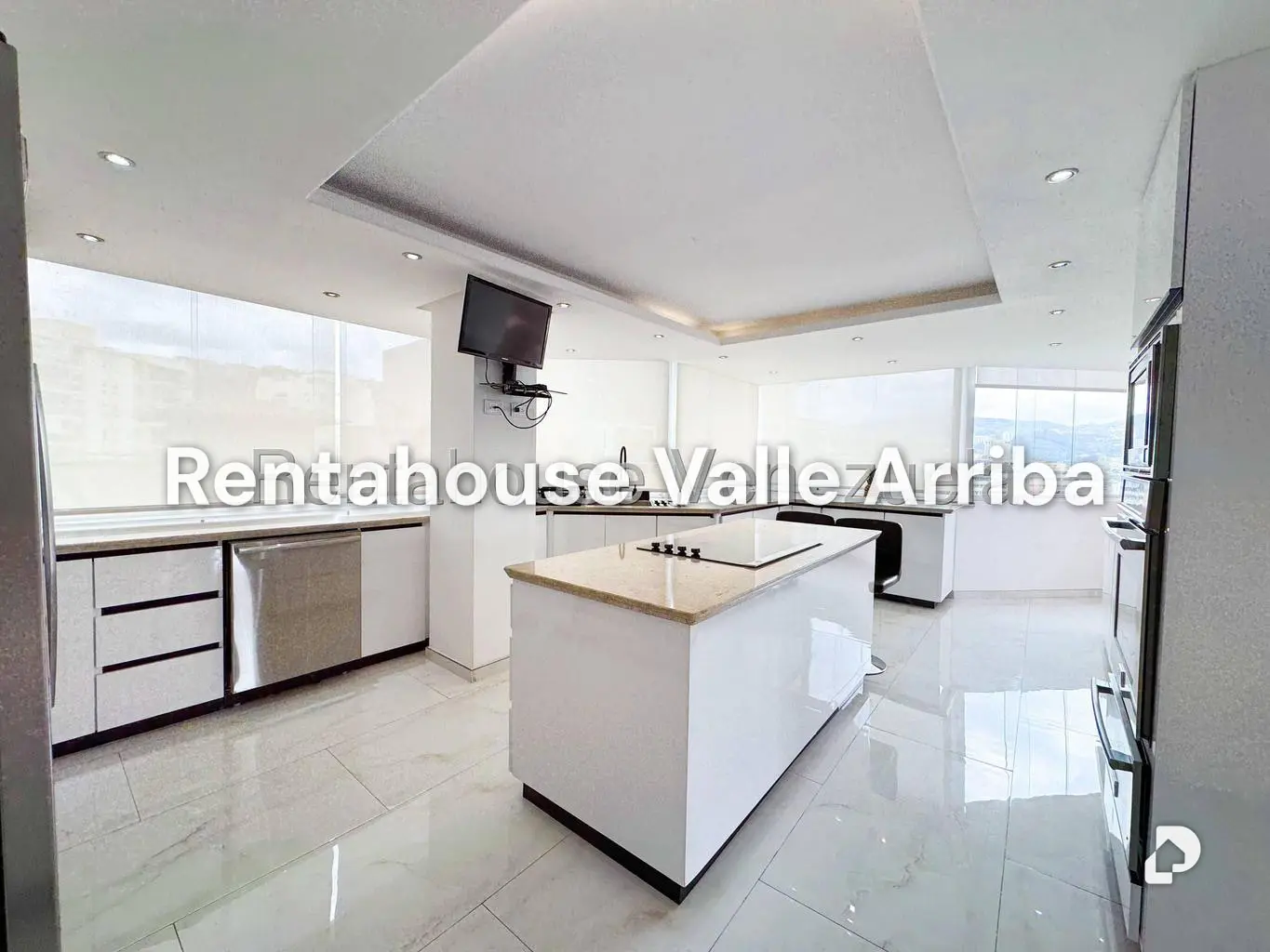 Apartamento en Las Mesetas de Santa Rosa de Lima, Caracas – 27