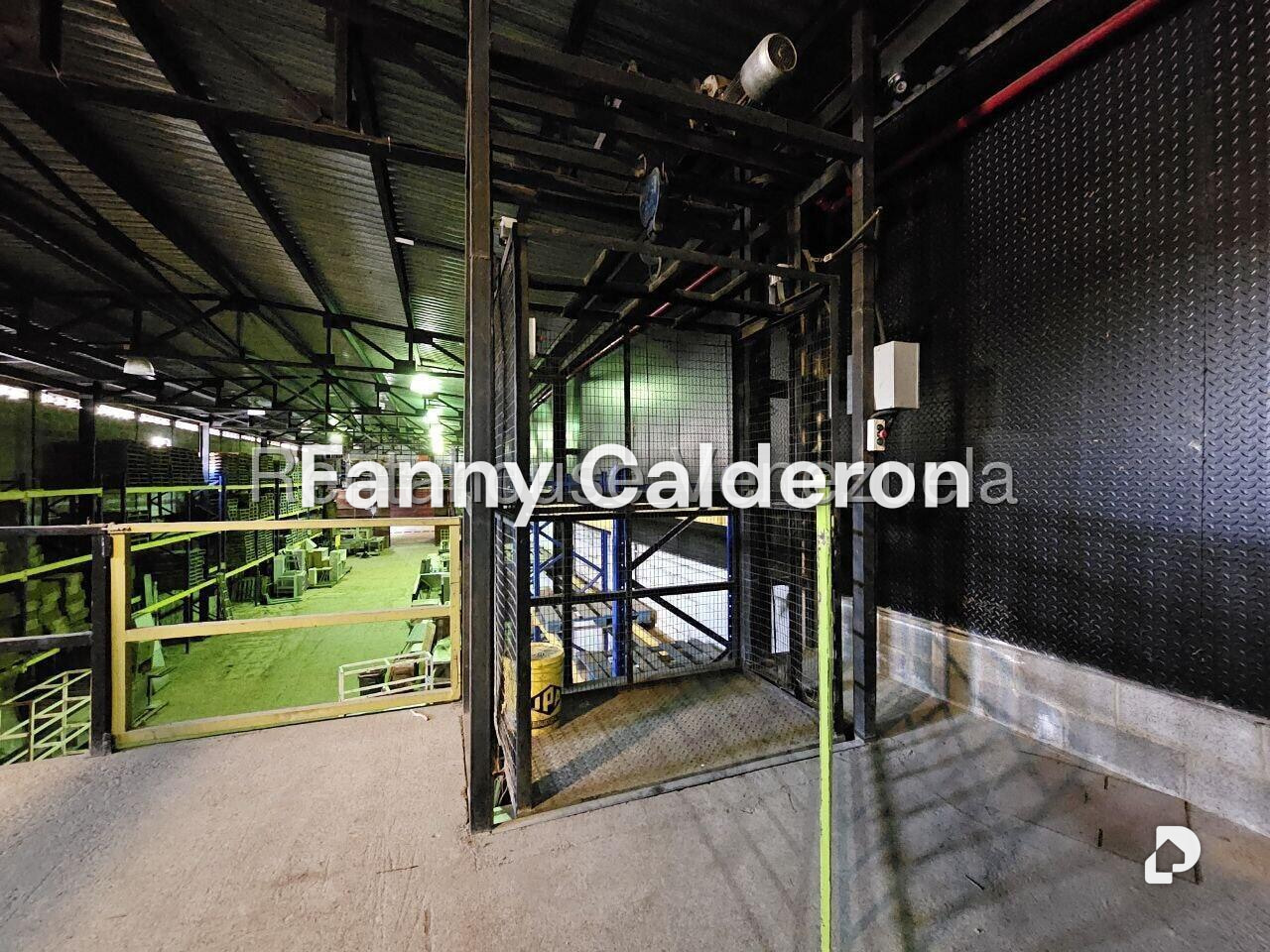 Local comercial en La Yaguara, Caracas – 17