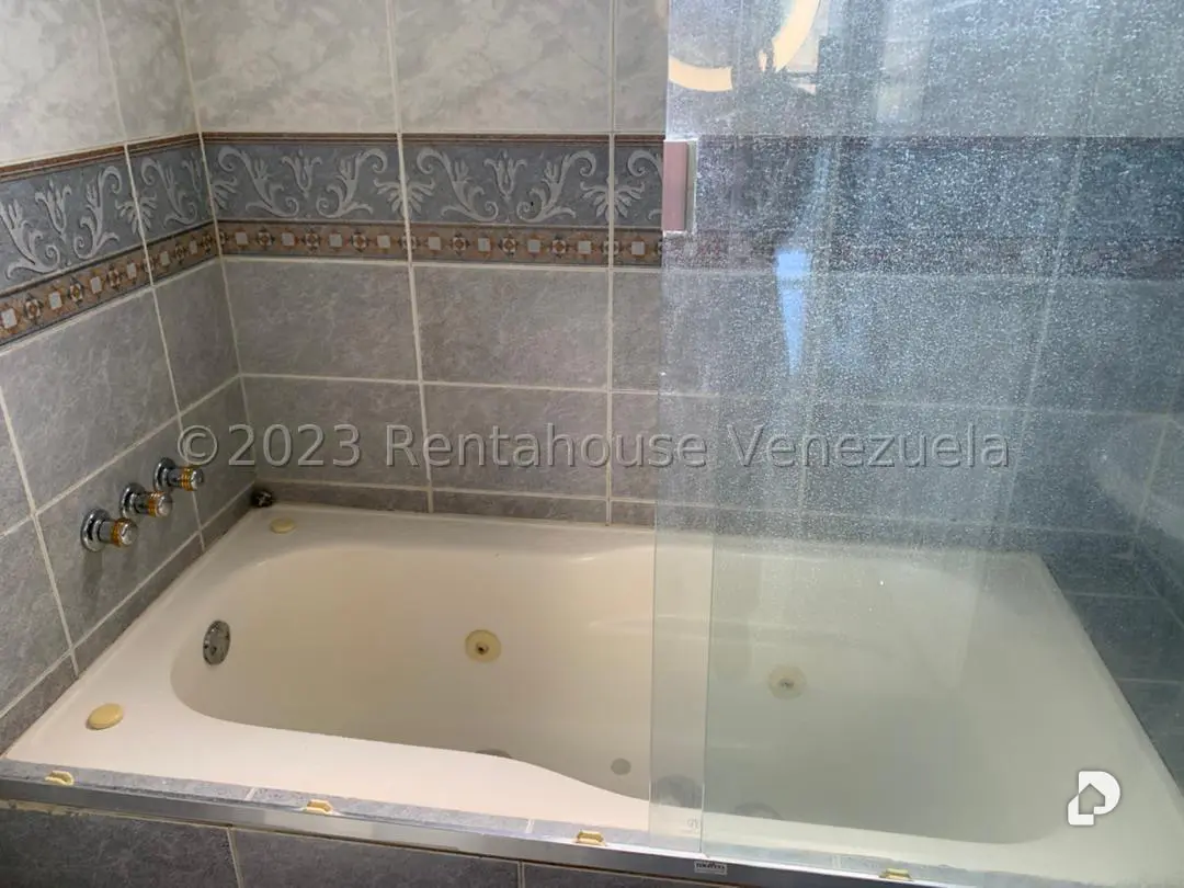 Apartamento en Miranda, Caracas – 23