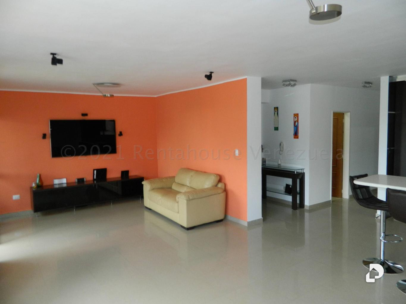 Apartamento en San Antonio de Los Altos – 2
