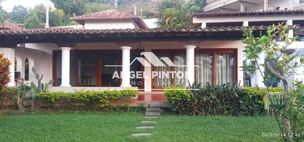Casa en El Hatillo, Caracas - 1