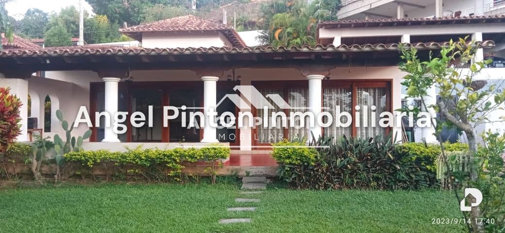 Casa en El Hatillo, Caracas – 1