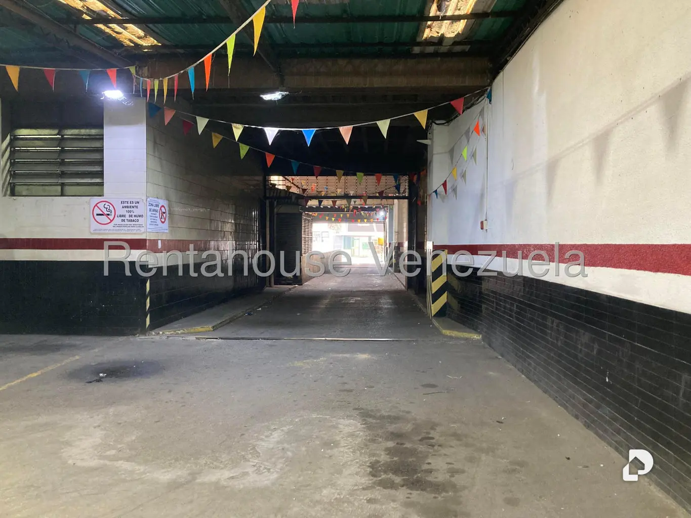 Garaje/Estacionamiento en Parroquia La Candelaria, Caracas – 15