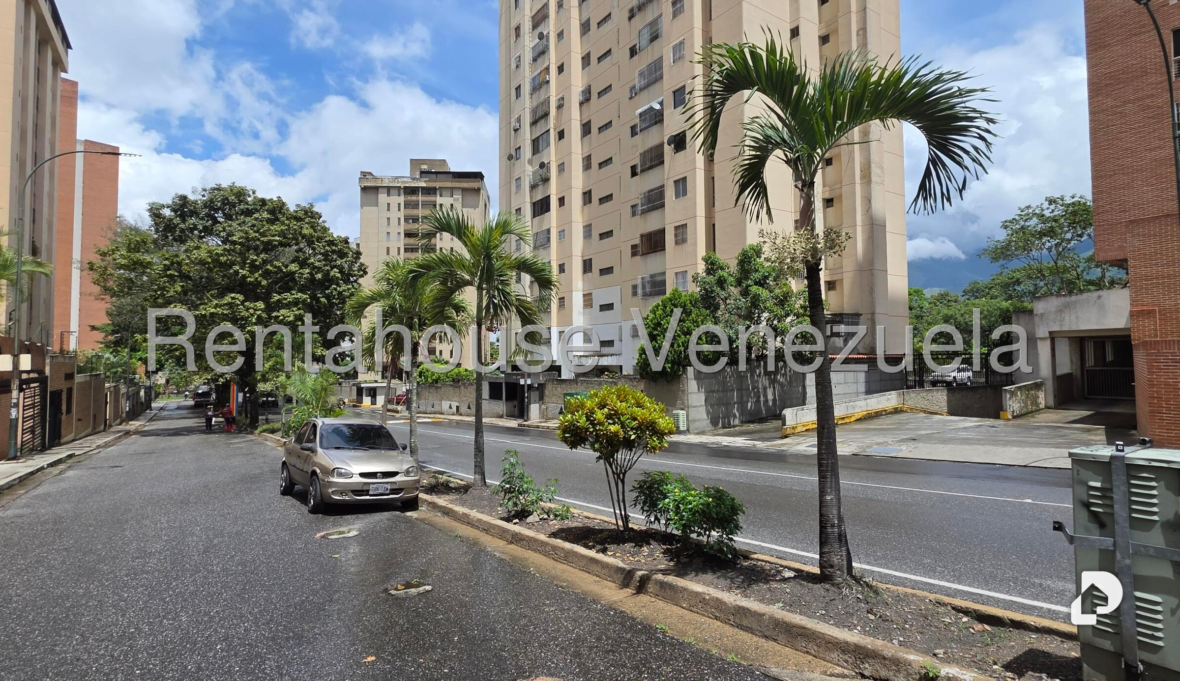 Apartamento en Palo Verde, Caracas – 2