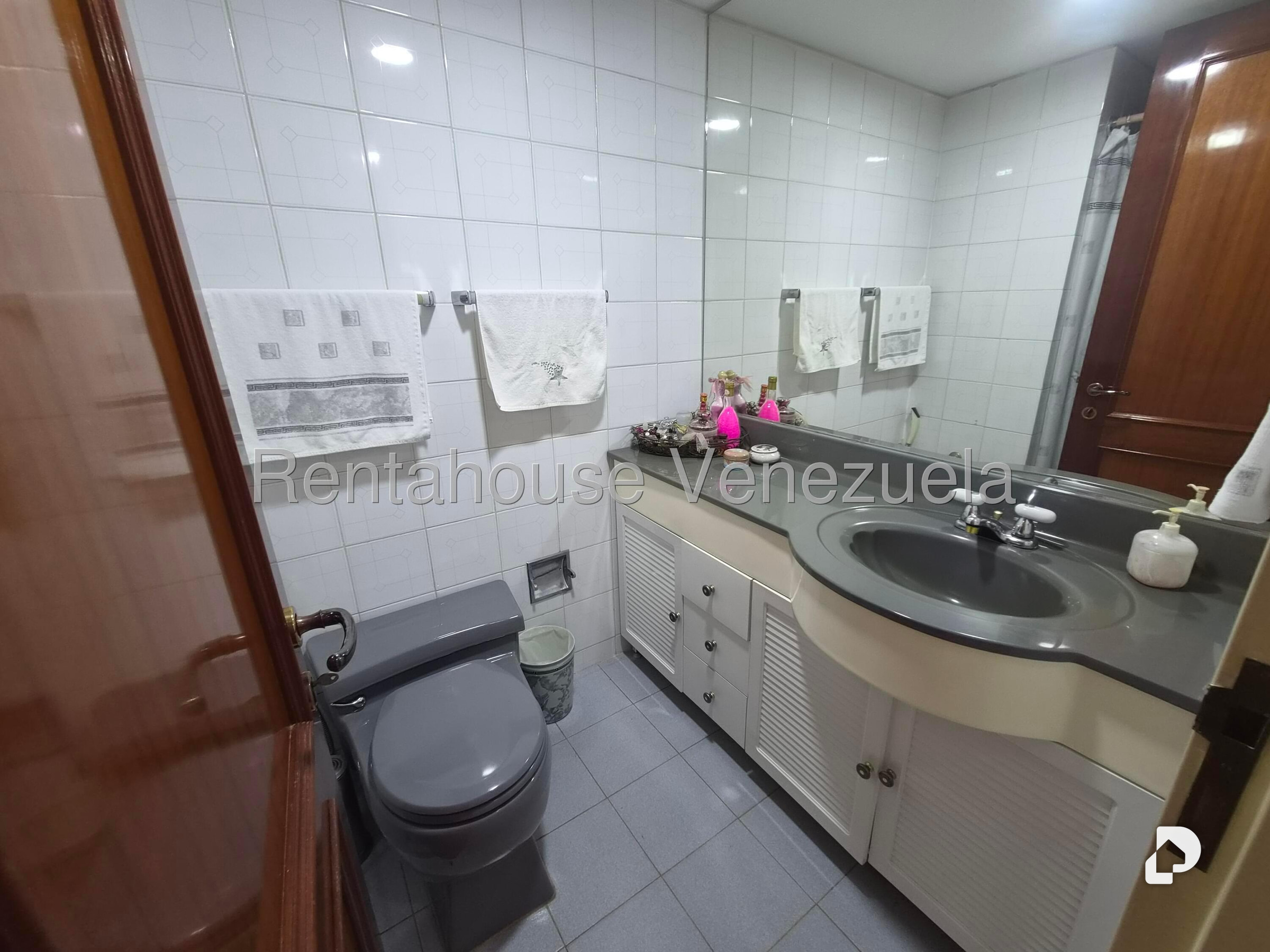 Apartamento en Colinas de Valle Arriba, Caracas – 18