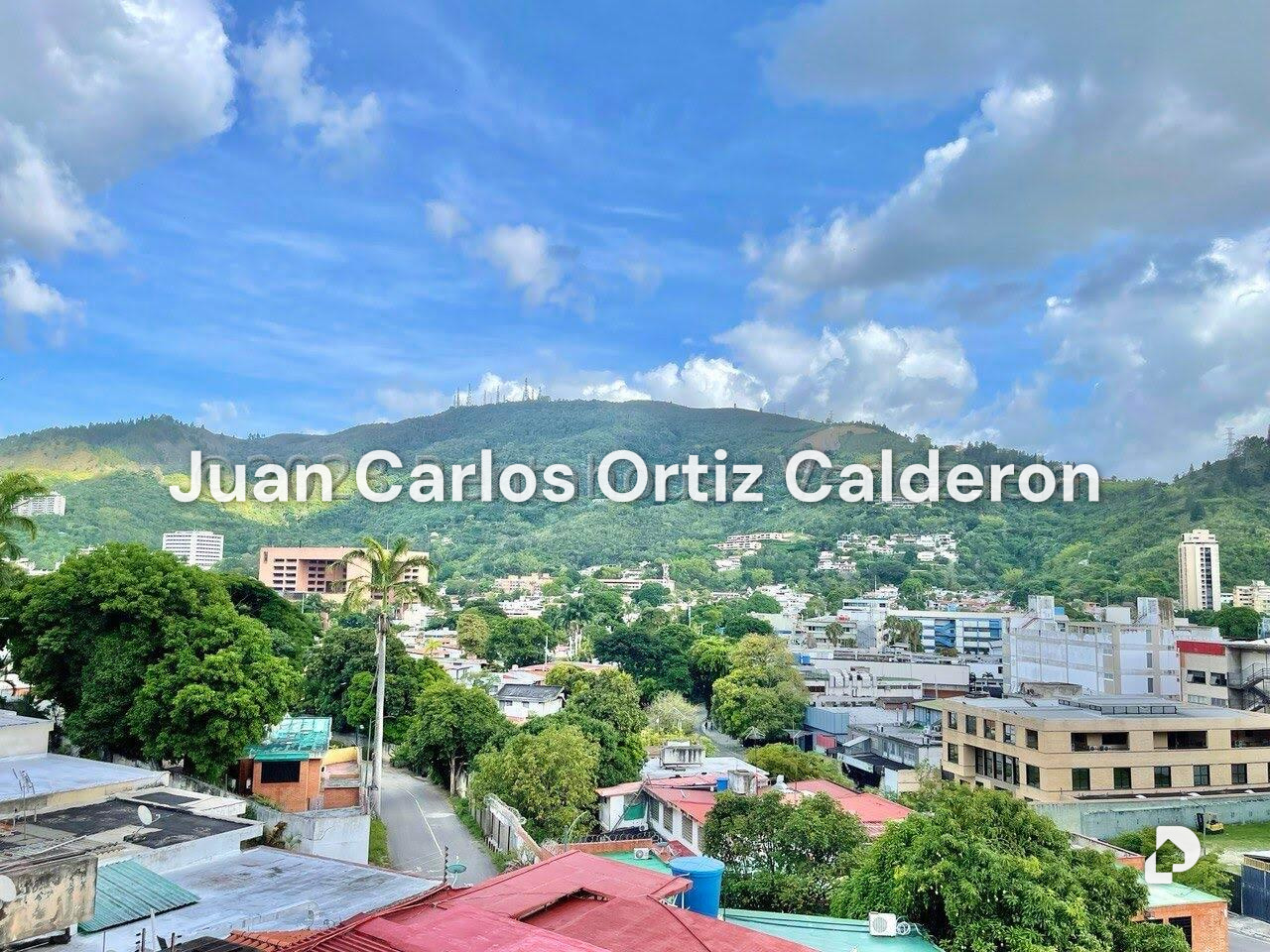 Casa en La Trinidad, Caracas – 24