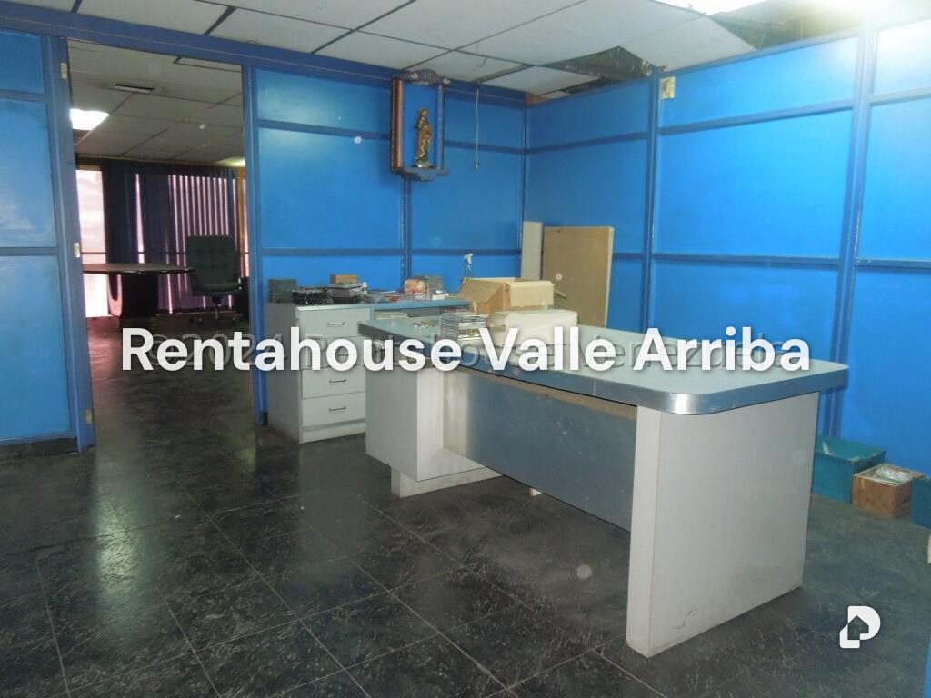 Local comercial en Parroquia Santa Rosalía, Caracas – 21